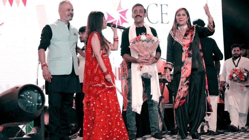 Gurugram Gymkhana club hosts dandiya musical night with bollywood singer Shibani