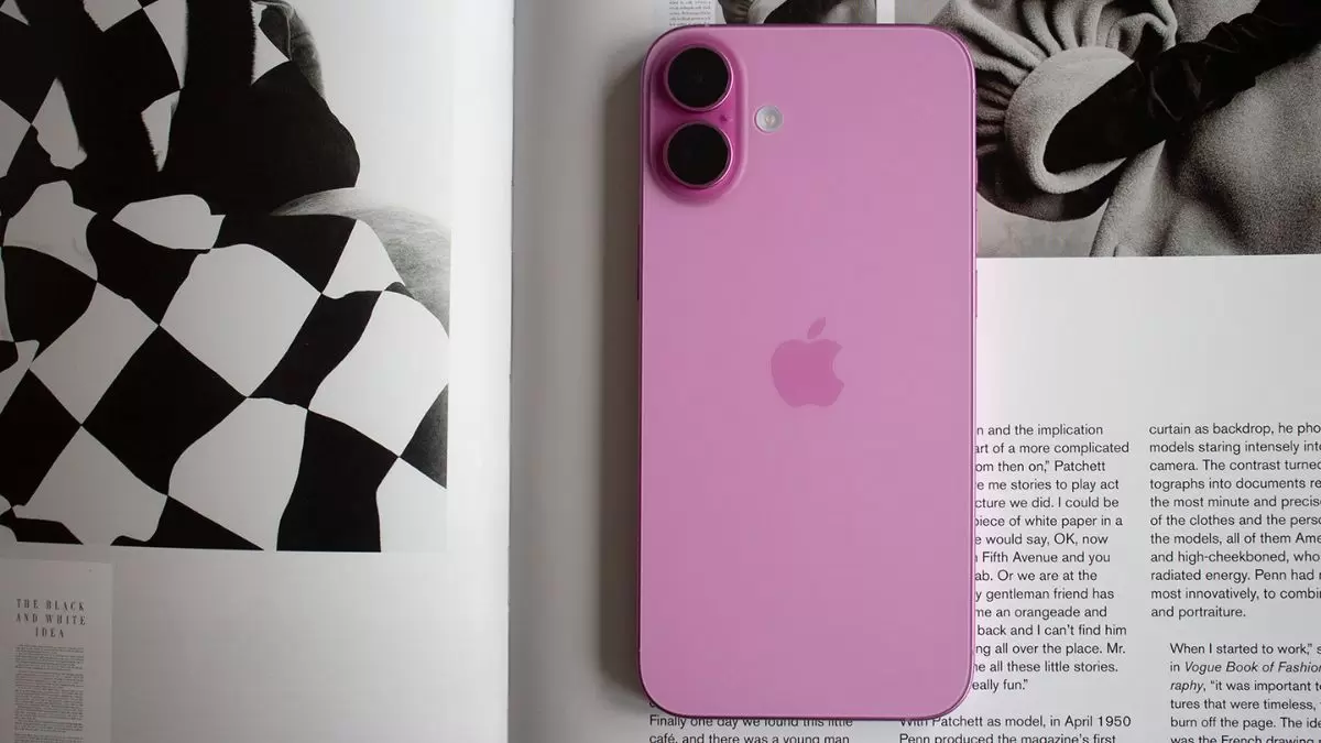 iPhone 16 Plus