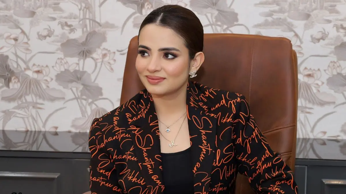 Dr. Khushboo Jha, Chief Dermatologist, Founder of One Skin Clinic, Faridabad