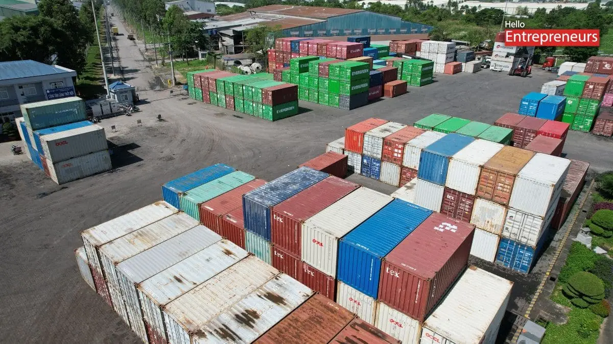 Weaker rupee fuels export rebound in November