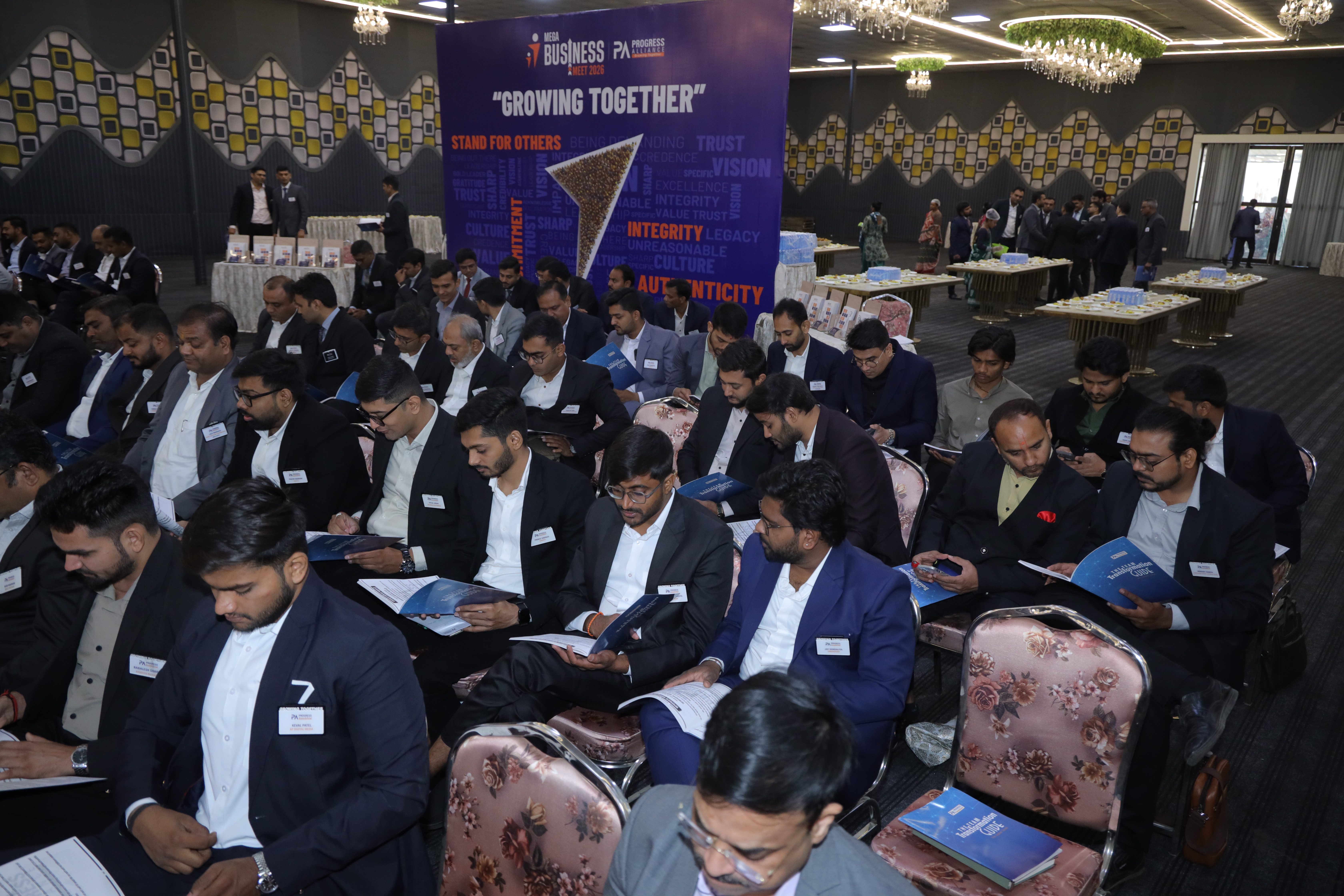Progress Alliance Hosts Mega Business Meet in Surat, Attracts 2,000 Entrepreneurs