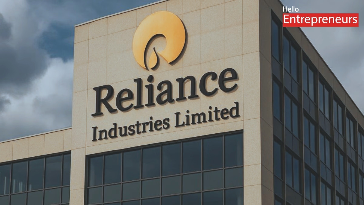 Reliance Reports Over $10 Billion in Annual Profit-PNN