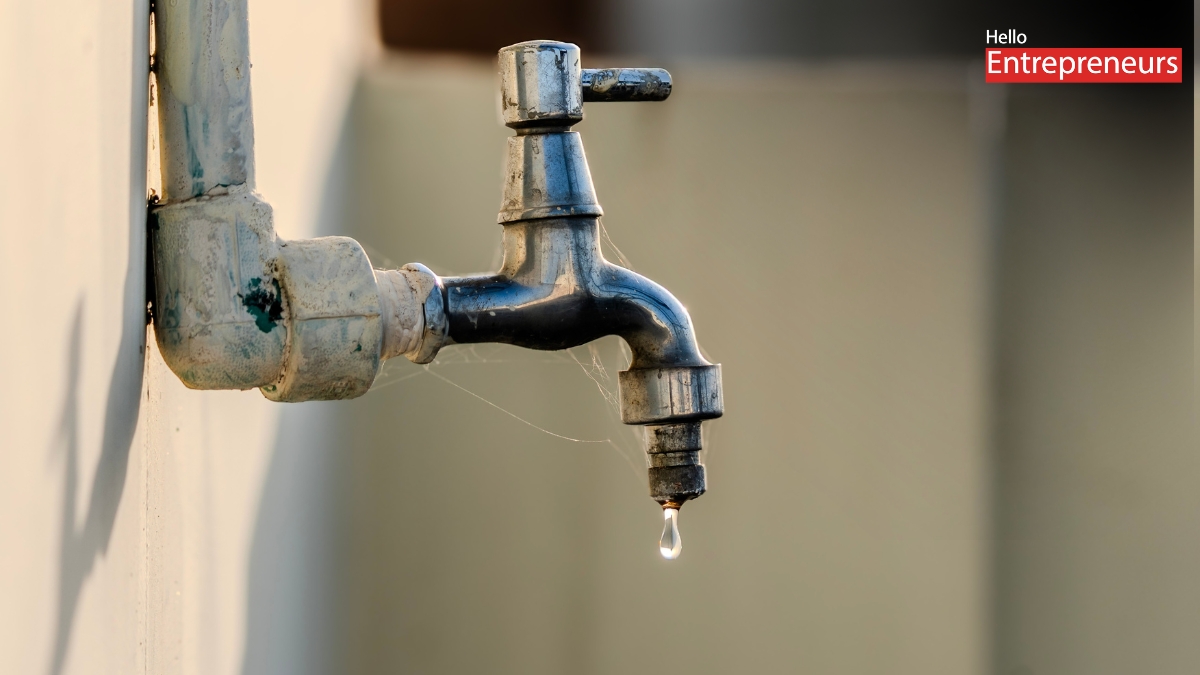 Railways Orders Drinking Water Overhaul After CAG Report-HE
