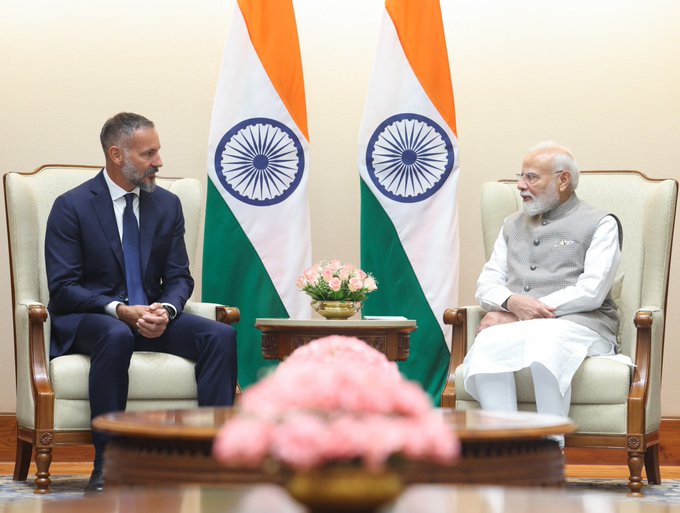 Prime Minister Meets Prince Rahim Aga Khan V, Holds Talks on Strengthening India-Aga Khan Development Network Partnership