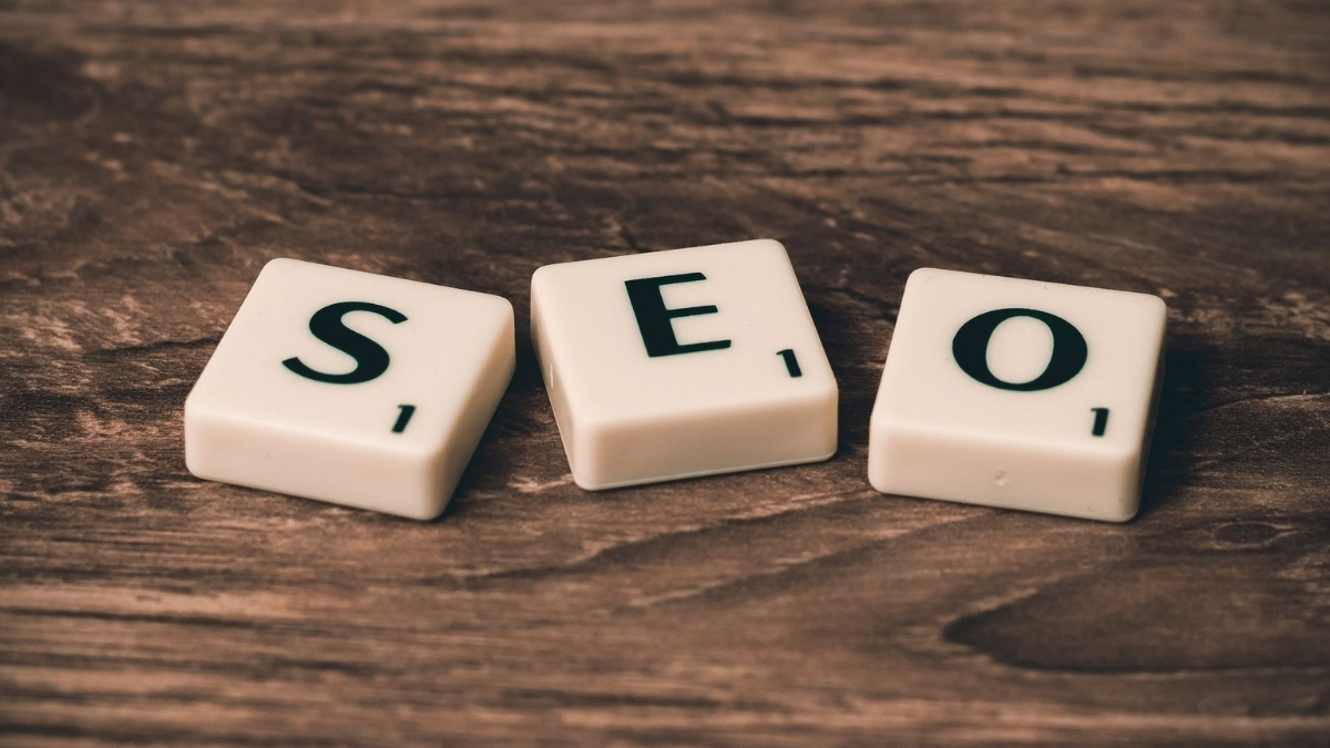 How AI SEO Services Help D2C Brands Scale Organic Revenue Faster?