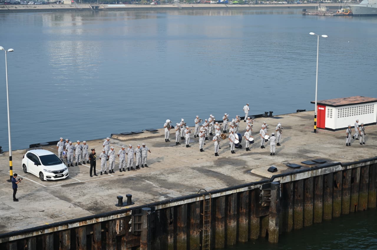 INS Mysore Reaches Malaysia’s Lumut for 4th Edition of Exercise Samudra Laksamana