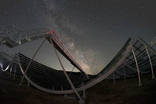Earliest Hydrogen Glow Mapped by Scientists, Opening a New Window Into the Universe