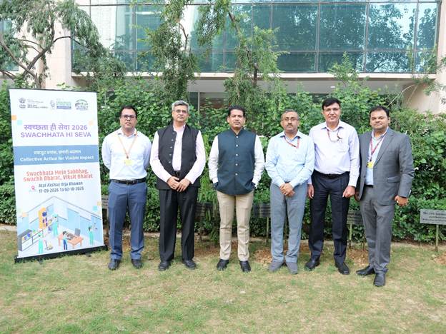 Ministry of New and Renewable Energy Conducts Plantation Drive Under “Ek Ped Maa Ke Naam” Initiative