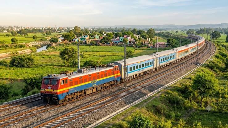 Kanpur Central–Anand Vihar Daily Train Service Approved by Indian Railways