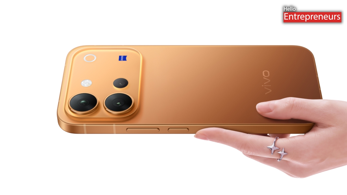 Vivo V80 launches in India with a 7,200mAh battery and a Zeiss camera setup, starting at ₹62,999
