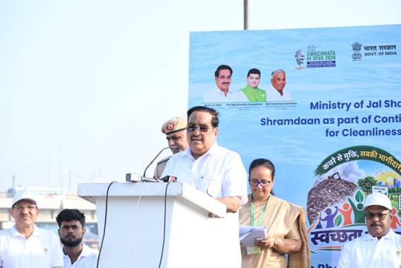 C R Patil Leads Cleanliness Drive Under Swachhata Hi Seva 2026 at Kalindi Kunj, New Delhi